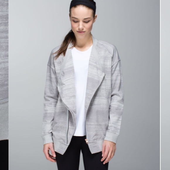 Lululemon Mula Bundle wrap Coat jacket  zip up size 6 grey - Picture 2 of 16